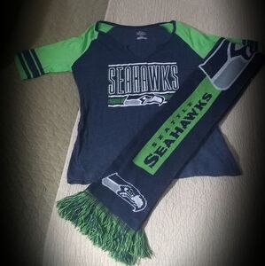 Seahawks Tee/Scarf🏈